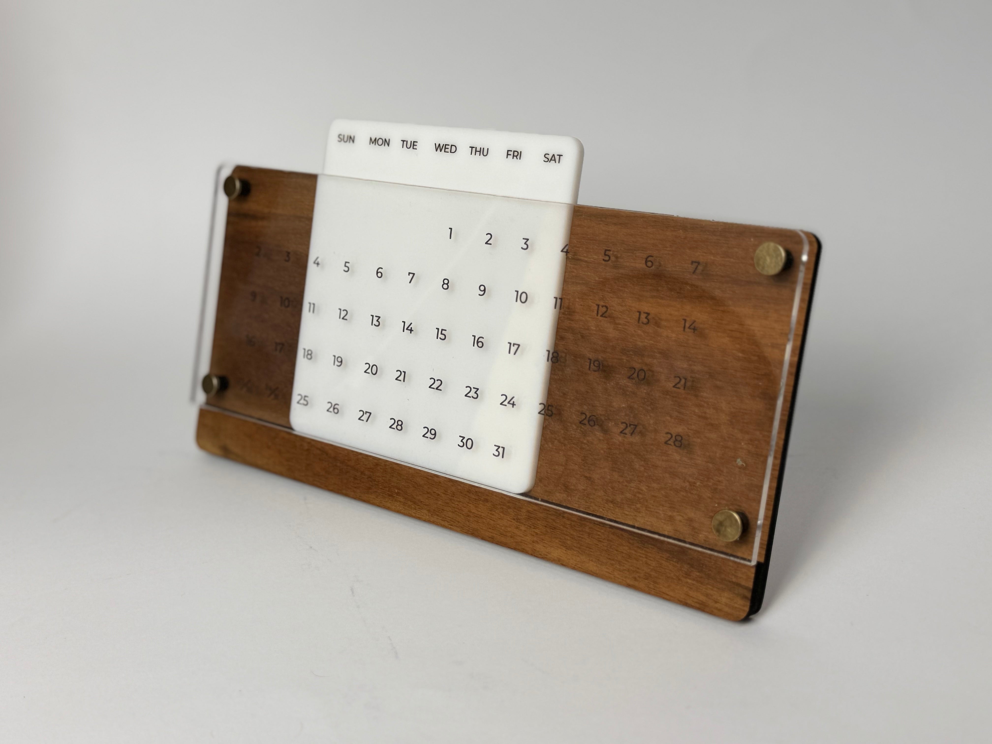 universal-wooden-desk-calendar-with-acrylic-natural-walnut-wood