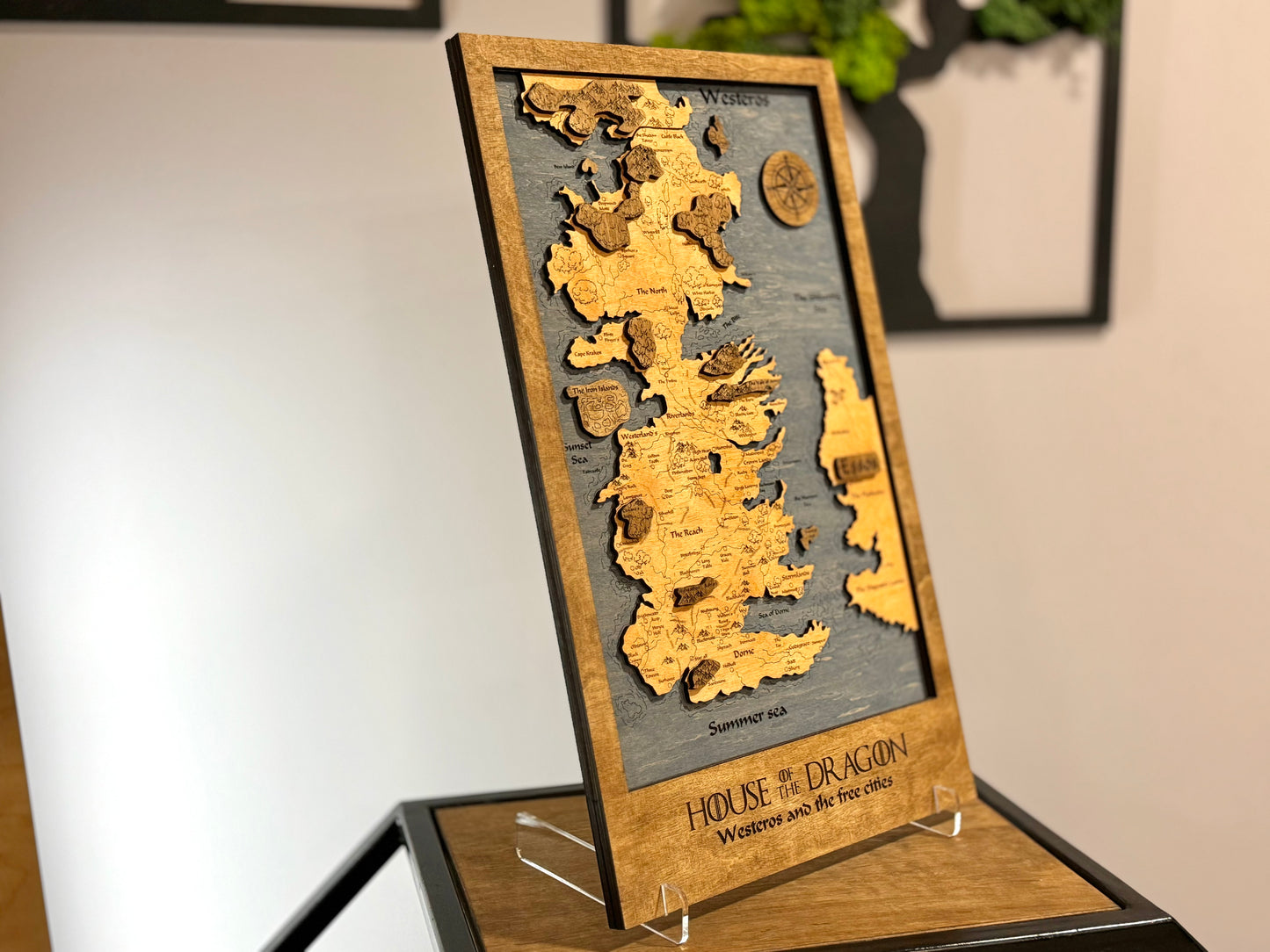 Game of Thrones map, in Prime color, measures 50x30 cm