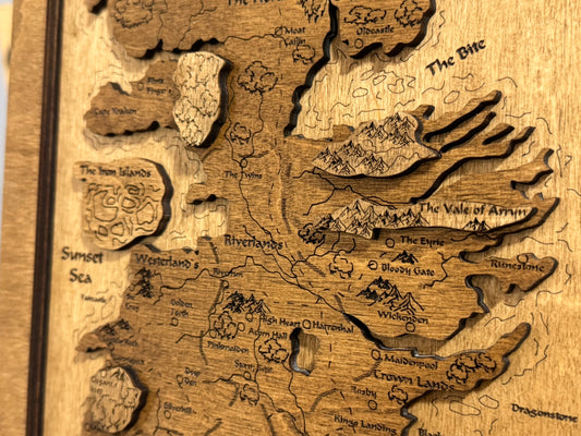 Game of Thrones map, in Rosewood color, measures 50x30 cm