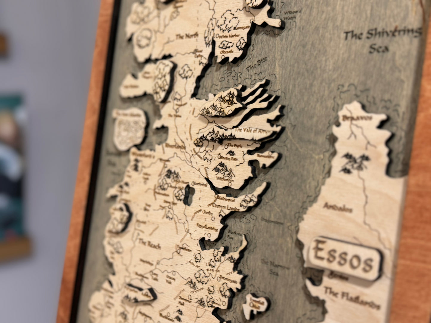 Game of Thrones map, in Bloom color, measures 50x30 cm