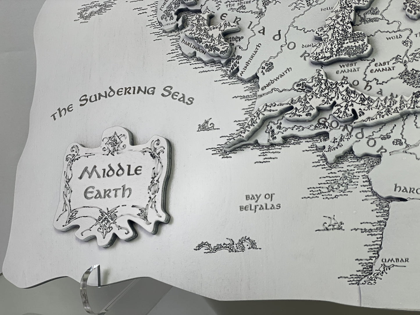 The Middle-earth map, in White color, 50x28 cm