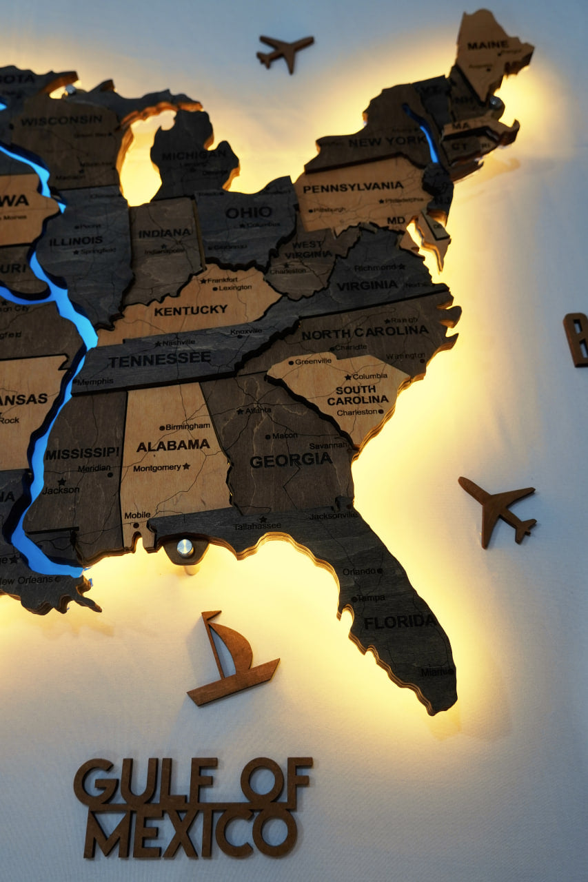 The USA LED map on acrylic glass with acrylic rivers, roads and backlighting between states color Brut