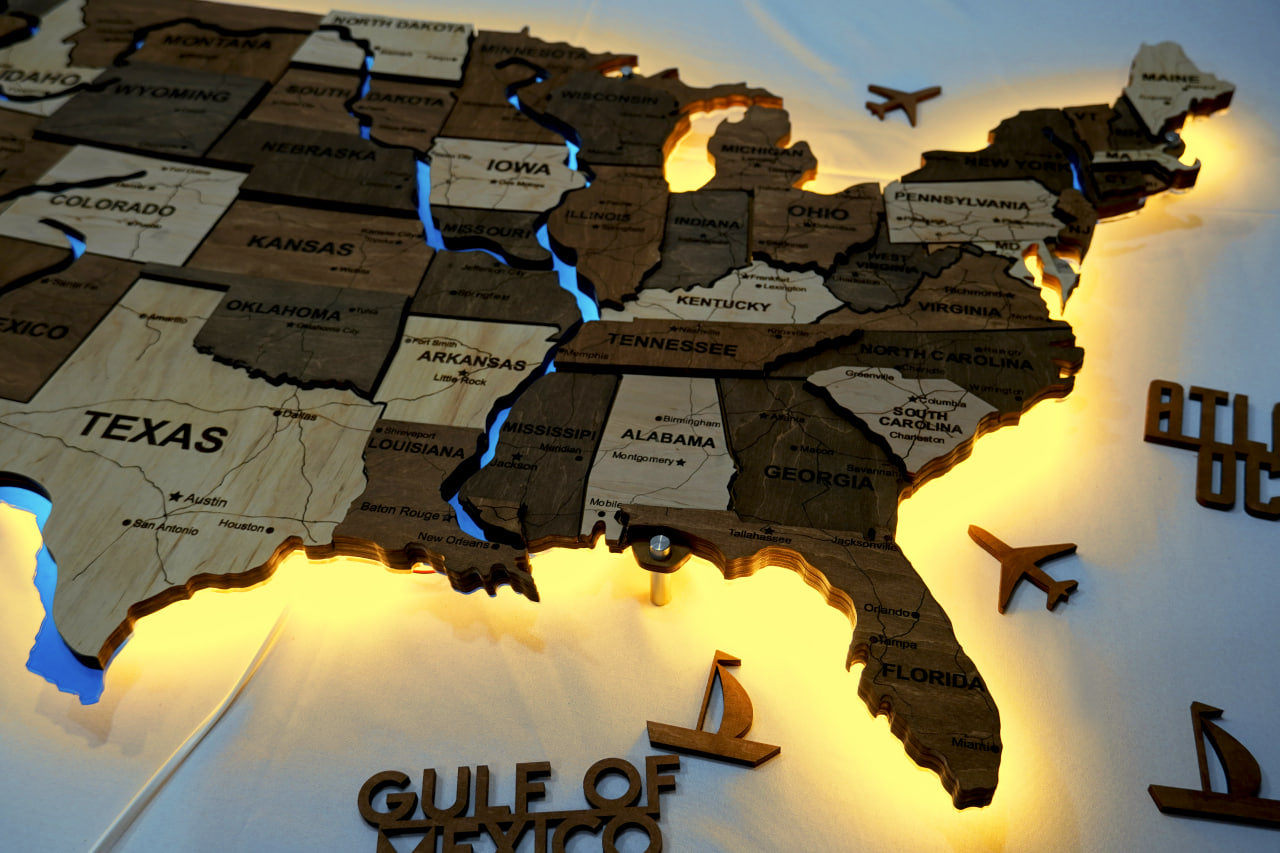The USA LED map on acrylic glass with acrylic rivers, roads and backlighting between states color Wander