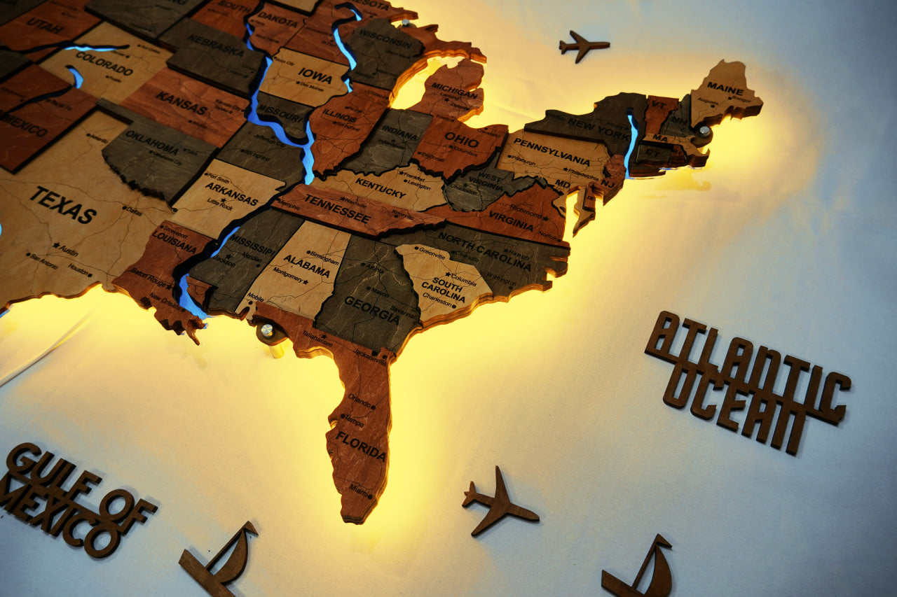 The USA LED map on acrylic glass with acrylic rivers, roads and backlighting between states color Warm