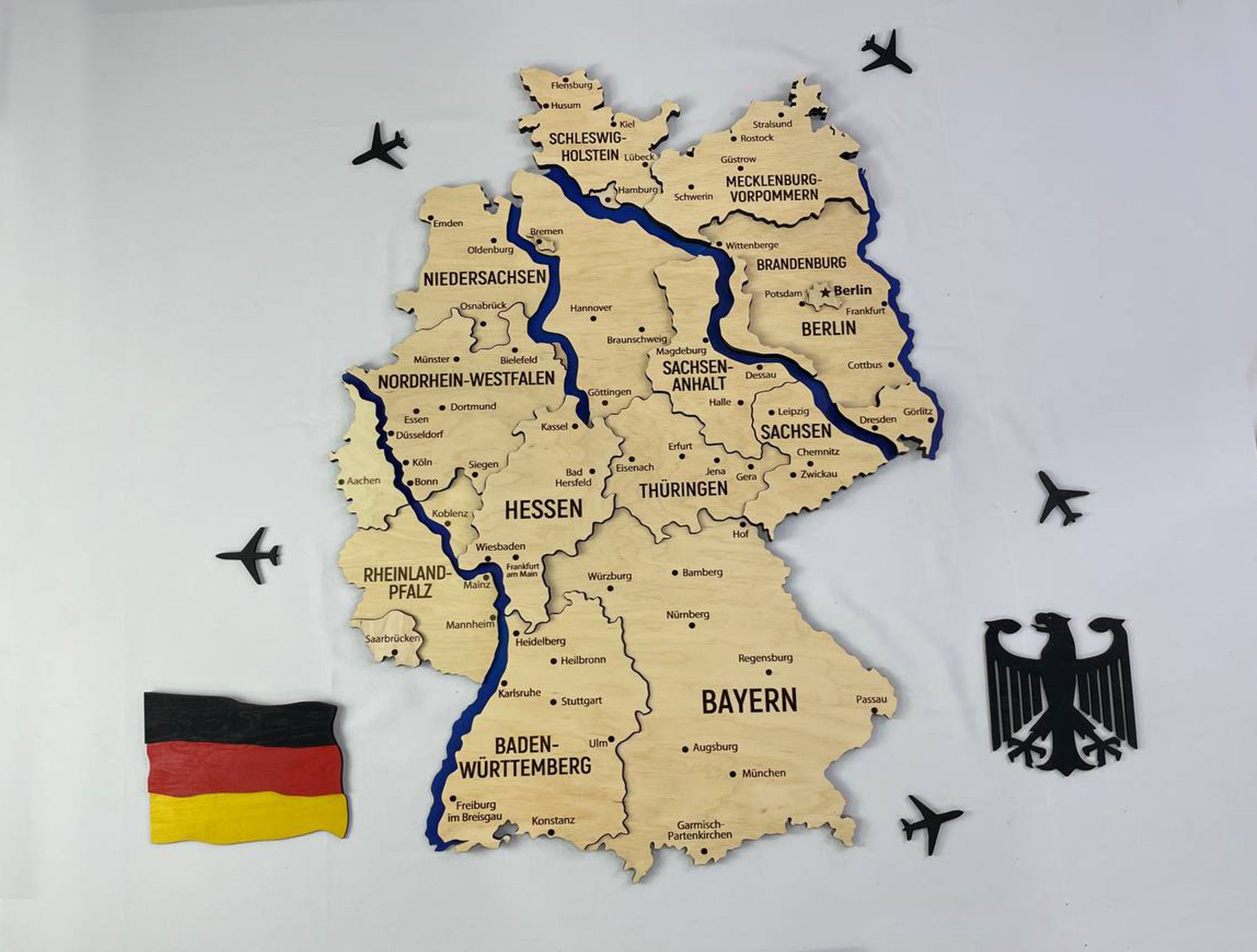 map-of-germany-with-rivers-natural-color