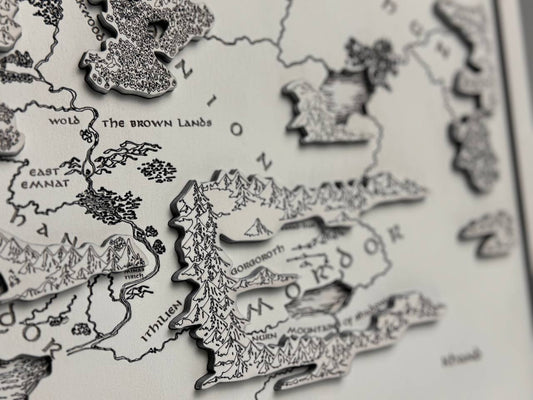 Lord of the Rings map, in White color, measures 50x29 cm