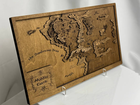 Lord of the Rings map, in Nut color, measures 50x29 cm