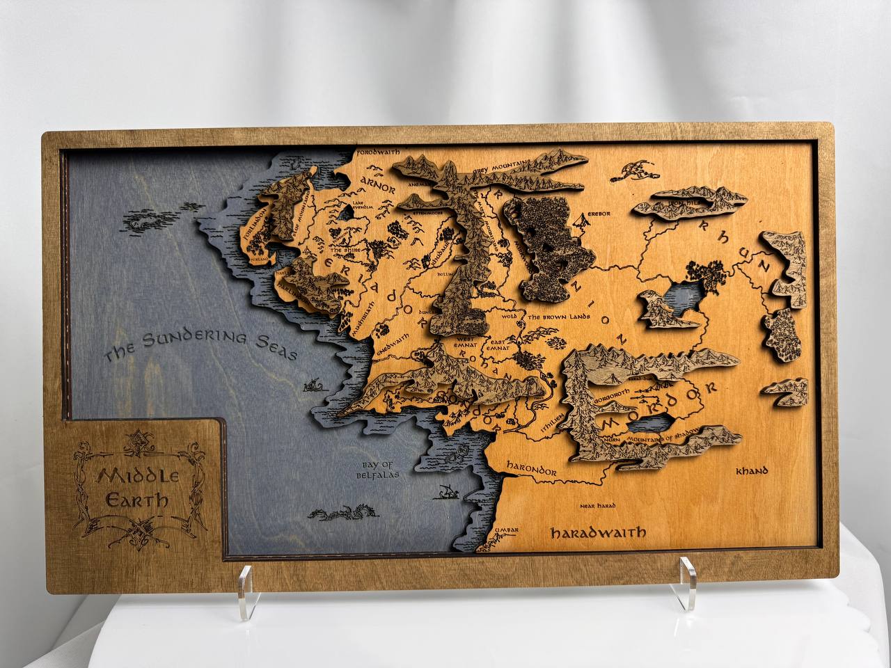 lord-of-the-rings-map-in-standard-color-measures-50x29-cm