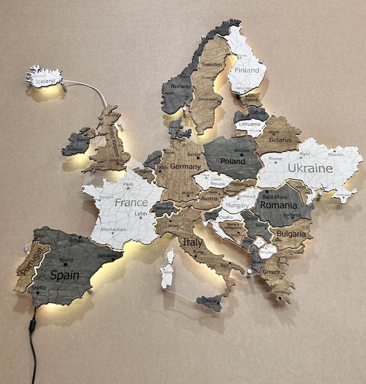 Europe LED map on acrylic glass with backlighting between countries color Wander