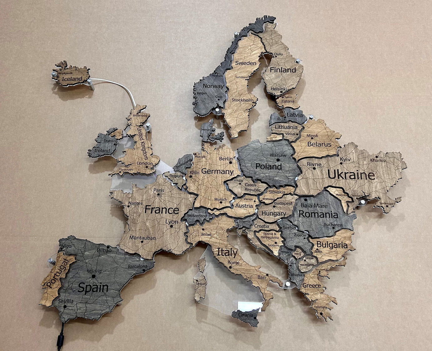 Europe LED map on acrylic glass with backlighting between countries color Dark Tree