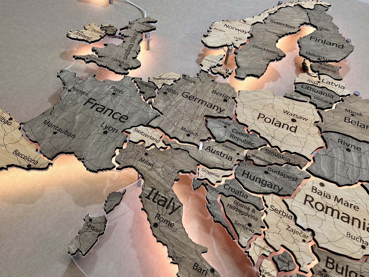 Europe LED map on acrylic glass with backlighting between countries color Nobel