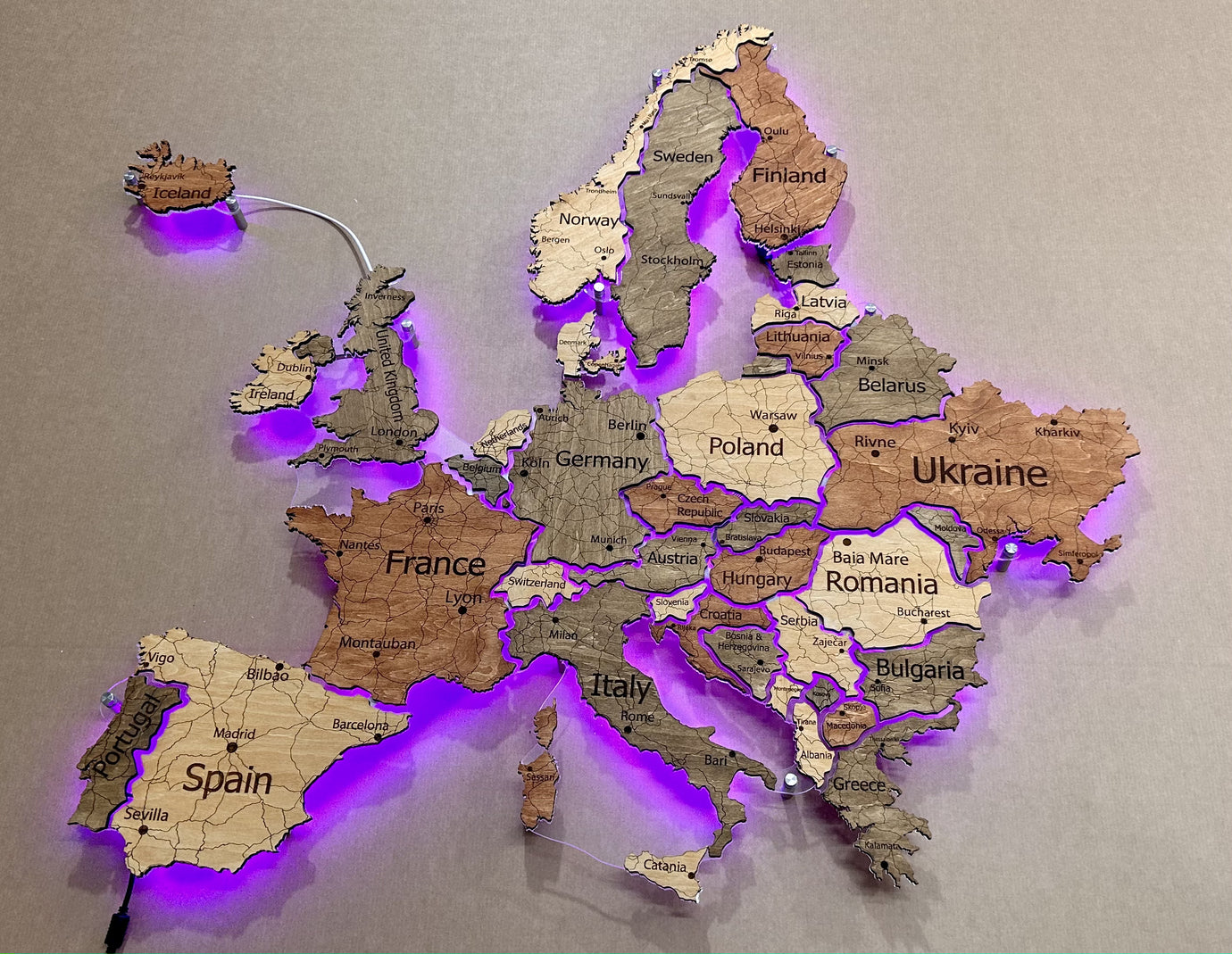 Europe LED RGB map on acrylic glass with backlighting between countries color Warm